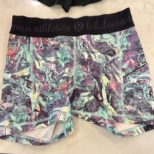Lululemon what the sport short